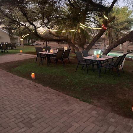 Otjibamba Lodge Otjiwarongo Exterior foto