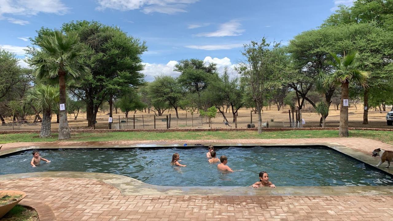 Otjibamba Lodge Otjiwarongo Exterior foto