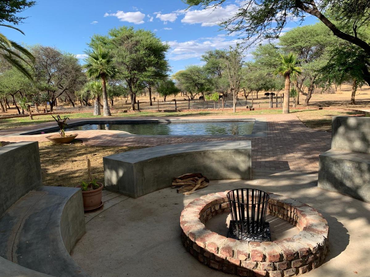 Otjibamba Lodge Otjiwarongo Exterior foto