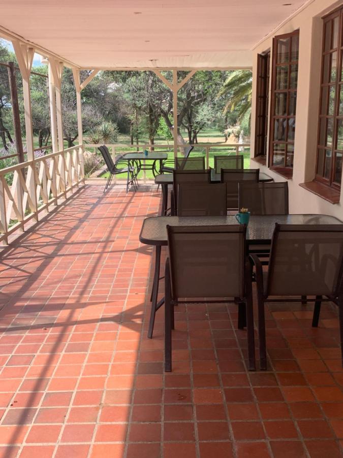 Otjibamba Lodge Otjiwarongo Exterior foto