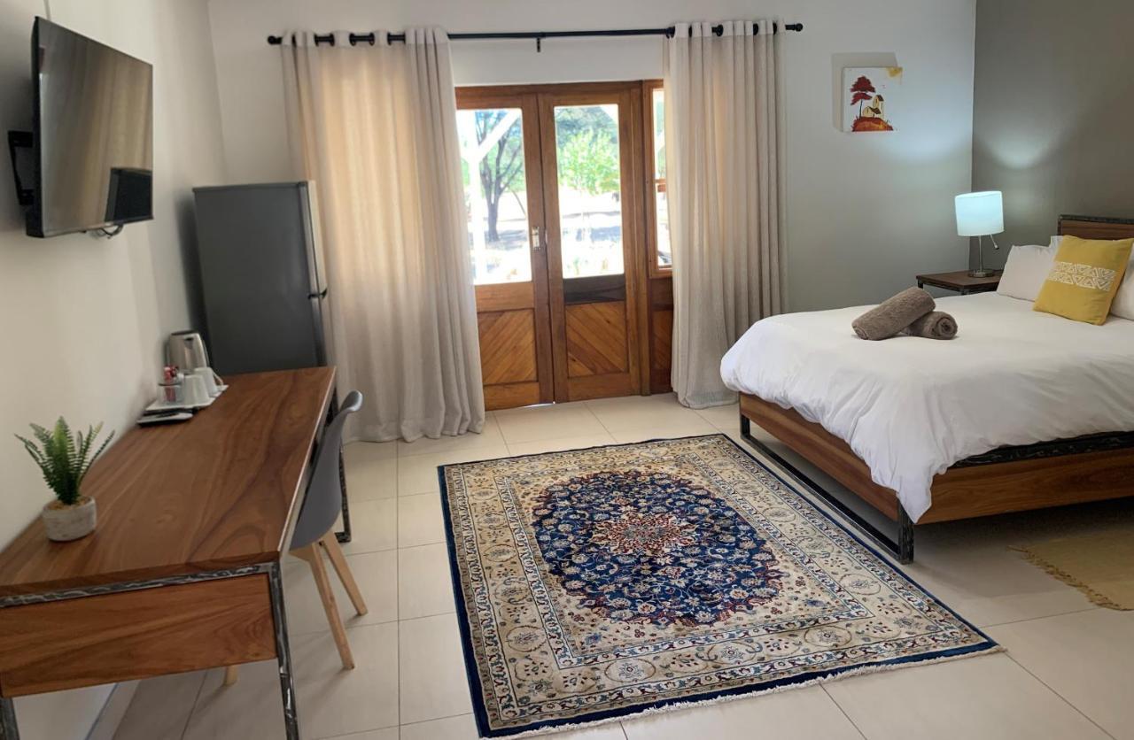 Otjibamba Lodge Otjiwarongo Exterior foto