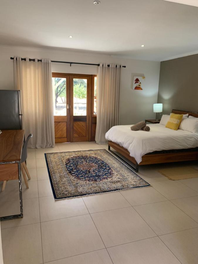 Otjibamba Lodge Otjiwarongo Exterior foto