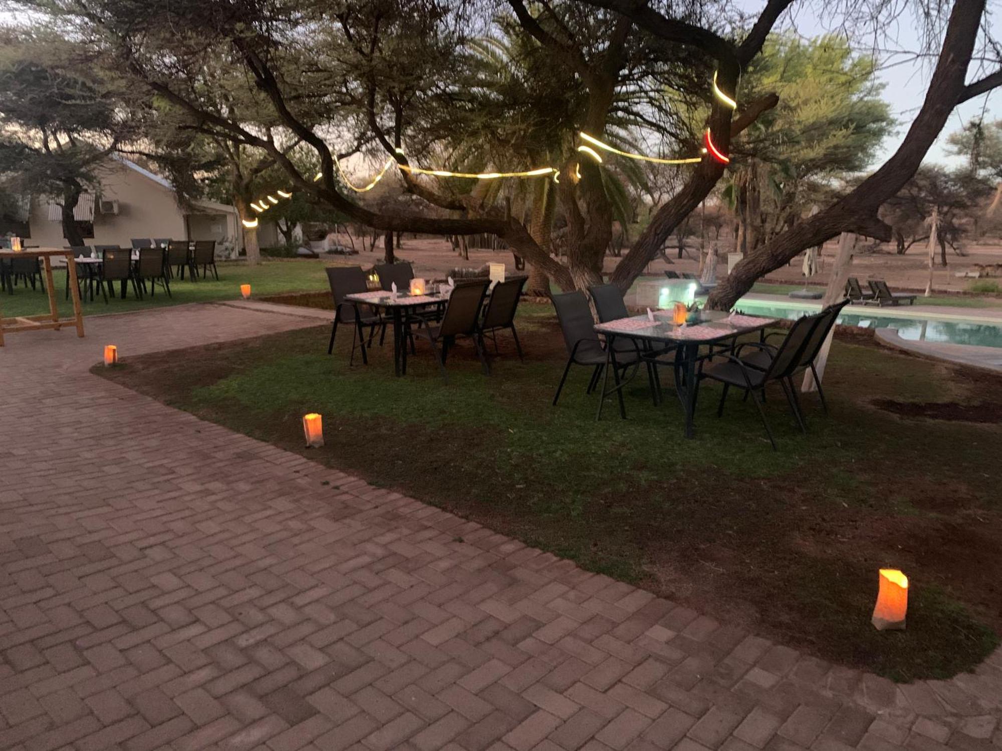 Otjibamba Lodge Otjiwarongo Exterior foto